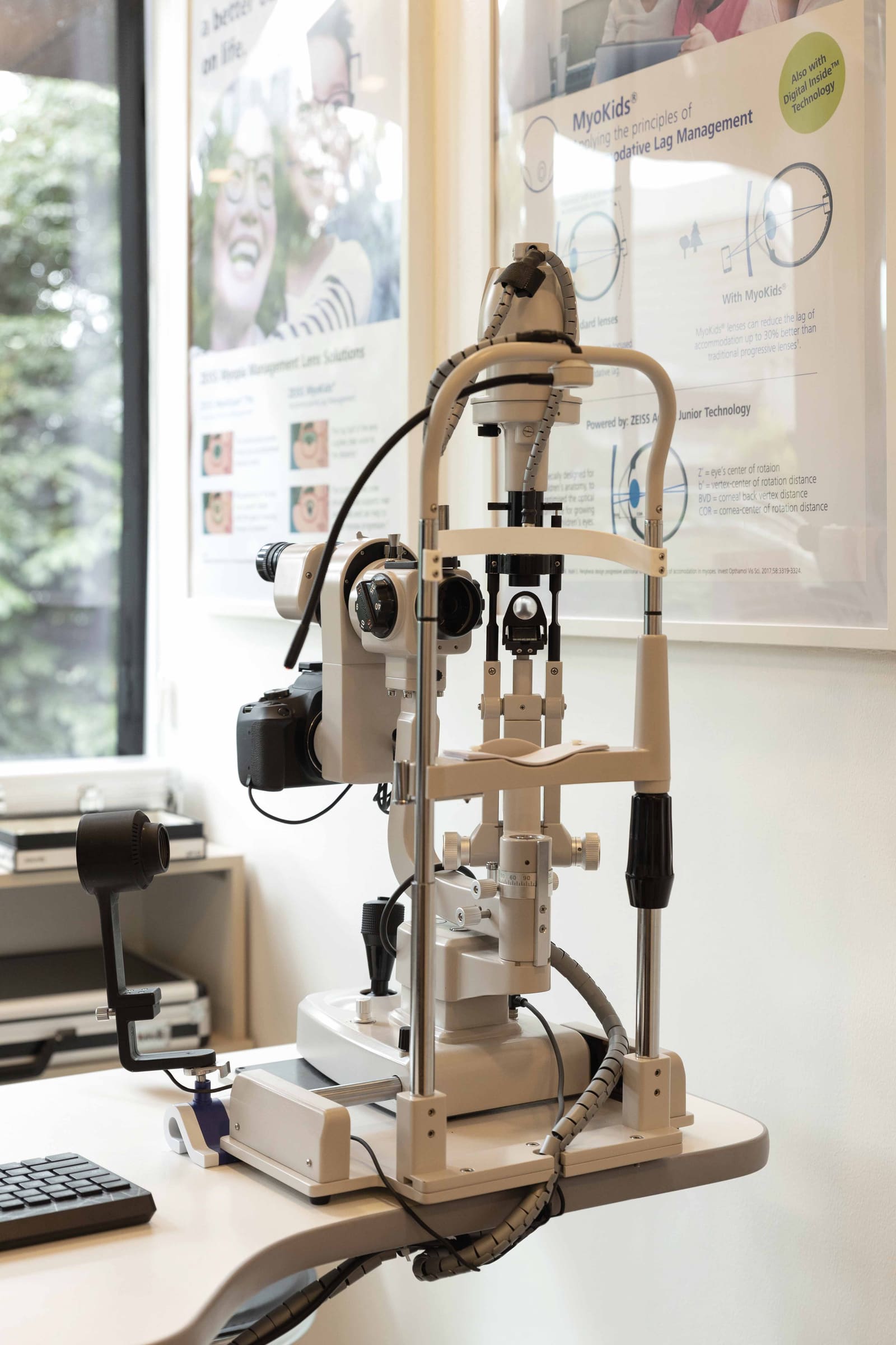 Slit Lamp Biomicroscope